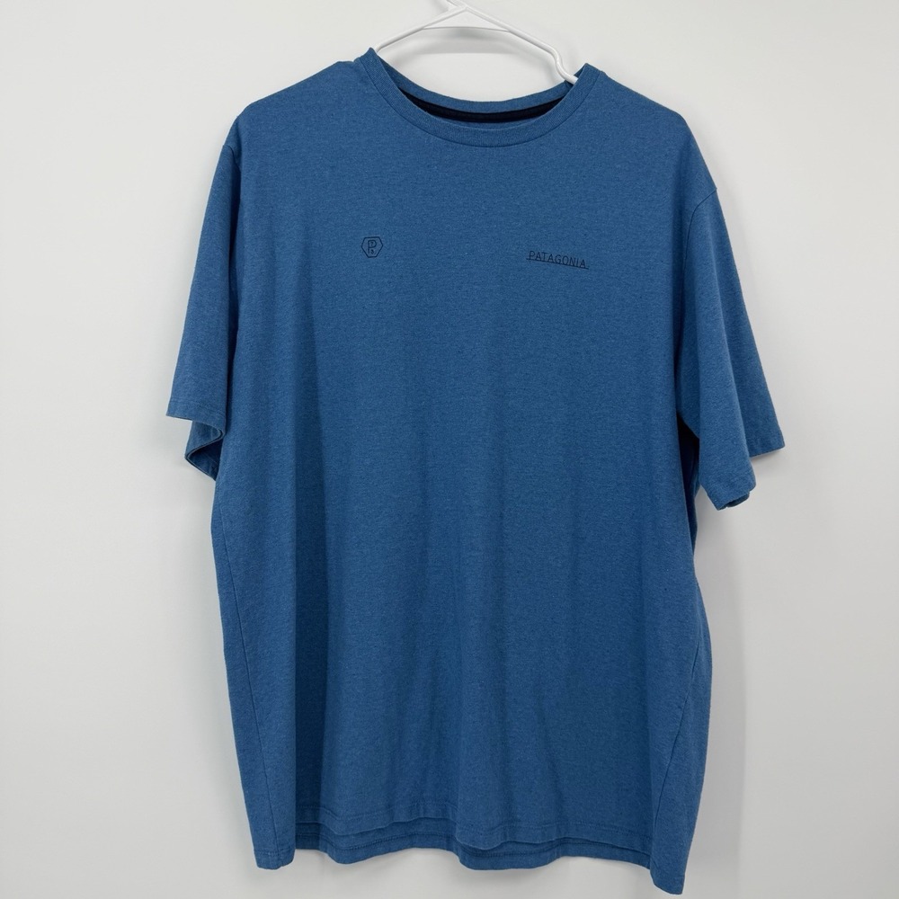 Patagonia Shirt‎ Mens Large Blue Short Sleeve Crew Neck Outdoors Casual Logo